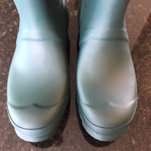 New Hunter Women's Original Tall Rain Boots: Green - Picture 4 of 16